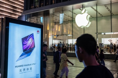 Doanh thu Apple giảm mạnh, còn Huawei tăng như chưa từng bị cấm - Ảnh 2. Doanh thu Apple giảm mạnh, còn Huawei tăng như chưa từng bị cấm - Ảnh 2.
