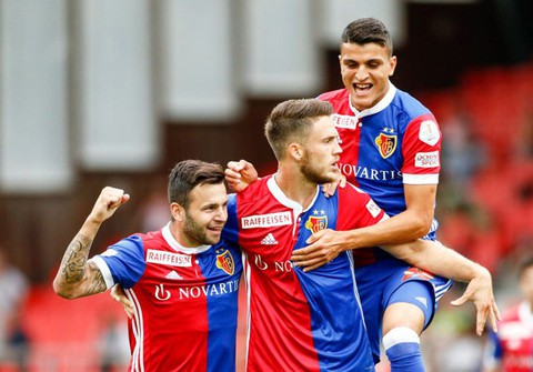 PSV Eindhoven bị loại khỏi Champions League - Ảnh 1. PSV Eindhoven bị loại khỏi Champions League - Ảnh 1.