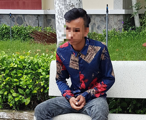 Lãnh 7 năm tù vì lỡ yêu bé gái 12 tuổi - Ảnh 1. Lãnh 7 năm tù vì lỡ yêu bé gái 12 tuổi - Ảnh 1.