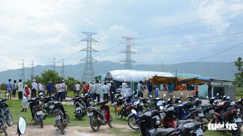 Vụ tai nạn tàu SE27: 2 chị em chết thương tâm trên đường đi thăm nội bệnh - Ảnh 2. Vụ tai nạn tàu SE27: 2 chị em chết thương tâm trên đường đi thăm nội bệnh - Ảnh 2.
