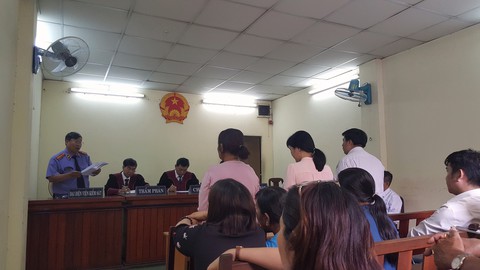 Vụ nhận xét CSGT lãng phí, hách dịch: Có sai sót nhưng không xin lỗi - Ảnh 1. Vụ nhận xét CSGT lãng phí, hách dịch: Có sai sót nhưng không xin lỗi - Ảnh 1.