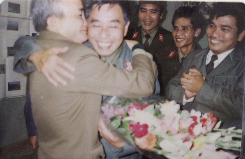 Xúc động với những hình ảnh quý ngày đầu xây nhà giàn 30 năm trước - Ảnh 6. Xúc động với những hình ảnh quý ngày đầu xây nhà giàn 30 năm trước - Ảnh 6.