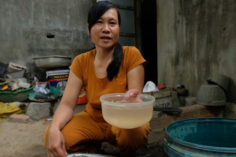 Chúng tôi đã khuyến cáo bà con là nước máy chỉ để... tưới cây - Ảnh 3. Chúng tôi đã khuyến cáo bà con là nước máy chỉ để... tưới cây - Ảnh 3.