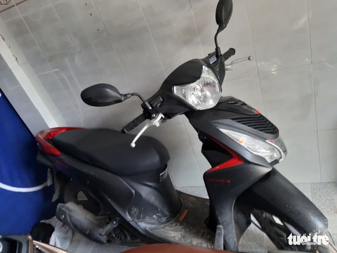 Nữ quái 28 tuổi trộm dạo từ điện thoại đến xe máy ở nhiều tỉnh miền Tây - Ảnh 2. Nữ quái 28 tuổi trộm dạo từ điện thoại đến xe máy ở nhiều tỉnh miền Tây - Ảnh 2.