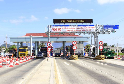 Tạm dừng 4 dự án BOT giao thông nếu không triển khai thu phí tự động - Ảnh 1. Tạm dừng 4 dự án BOT giao thông nếu không triển khai thu phí tự động - Ảnh 1.