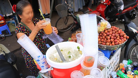 Cấm đồ nhựa dùng một lần được không? - Ảnh 1. Cấm đồ nhựa dùng một lần được không? - Ảnh 1.
