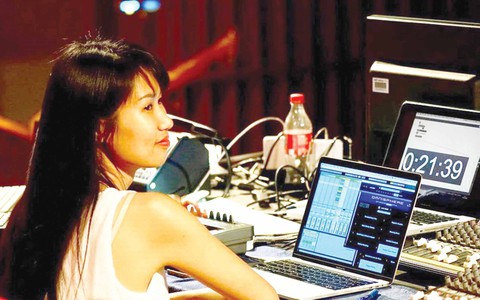 Lương Huệ Trinh - tiếng nói nữ giới của nhạc điện tử - Ảnh 1. Lương Huệ Trinh - tiếng nói nữ giới của nhạc điện tử - Ảnh 1.