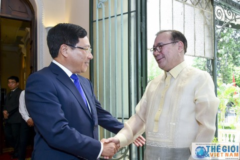 Việt Nam - Philippines nhất trí cam kết DOC và đảm bảo nội dung COC - Ảnh 1. Việt Nam - Philippines nhất trí cam kết DOC và đảm bảo nội dung COC - Ảnh 1.