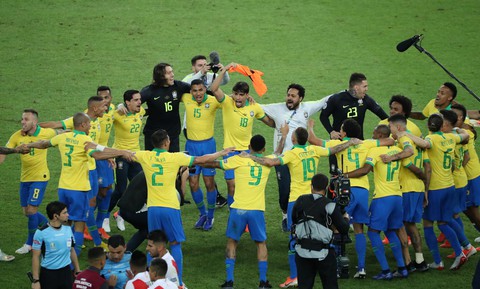 Peru chơi tấn công, nhưng Brazil đã vô địch Copa America 2019 với 10 người - Ảnh 1. Peru chơi tấn công, nhưng Brazil đã vô địch Copa America 2019 với 10 người - Ảnh 1.