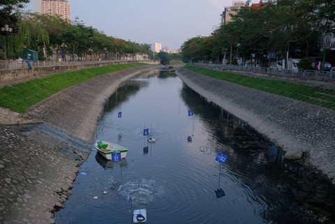 Đại biểu HĐND Hà Nội đề xuất cống hóa sông Tô Lịch - Ảnh 1. Đại biểu HĐND Hà Nội đề xuất cống hóa sông Tô Lịch - Ảnh 1.