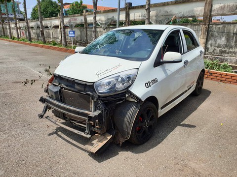 Lái xe gây tai nạn chết người là thiếu tá CSGT huyện Châu Đức - Ảnh 1. Lái xe gây tai nạn chết người là thiếu tá CSGT huyện Châu Đức - Ảnh 1.