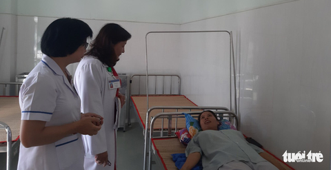 Cứu sản phụ vỡ tử cung làm đôi do tai nạn giao thông - Ảnh 3. Cứu sản phụ vỡ tử cung làm đôi do tai nạn giao thông - Ảnh 3.