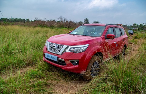 Mua Nissan Terra trong tháng 7, nhận ngay ưu đãi lớn - Ảnh 2. Mua Nissan Terra trong tháng 7, nhận ngay ưu đãi lớn - Ảnh 2.