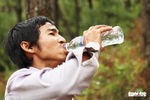 Dân Hà Tĩnh xót xa nhìn rừng thông bị ‘giặc lửa’ thiêu rụi - Ảnh 15. Dân Hà Tĩnh xót xa nhìn rừng thông bị ‘giặc lửa’ thiêu rụi - Ảnh 15.