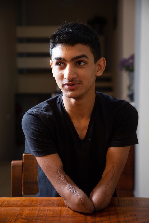 Cụt 2 tay khi đá bóng, Assaf thành nhà vô địch taekwondo - Ảnh 3. Cụt 2 tay khi đá bóng, Assaf thành nhà vô địch taekwondo - Ảnh 3.