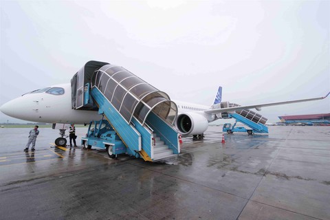 Máy bay phản lực loại nhỏ thế hệ mới được tính toán thay ATR72 - Ảnh 1. Máy bay phản lực loại nhỏ thế hệ mới được tính toán thay ATR72 - Ảnh 1.