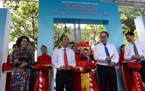 Khánh thành Trung tâm mô phỏng và dự báo kinh tế xã hội TP.HCM - Ảnh 3. Khánh thành Trung tâm mô phỏng và dự báo kinh tế xã hội TP.HCM - Ảnh 3.