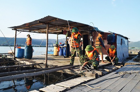 Nhiều tỉnh thành sẵn sàng ứng phó khi bão số 3 đổ bộ - Ảnh 1. Nhiều tỉnh thành sẵn sàng ứng phó khi bão số 3 đổ bộ - Ảnh 1.