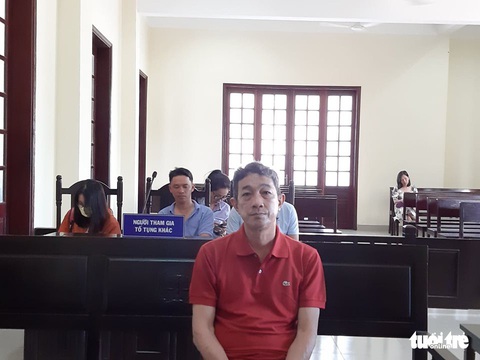 Xét xử nhà báo quay clip, dọa CSGT, đòi 250 triệu đồng - Ảnh 1. Xét xử nhà báo quay clip, dọa CSGT, đòi 250 triệu đồng - Ảnh 1.