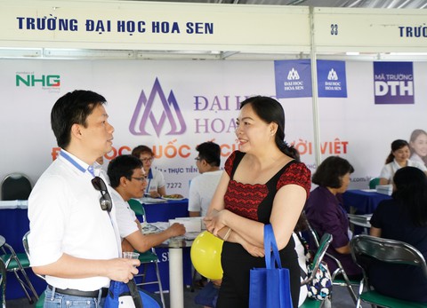 Chọn xét tuyển học bạ, cơ hội cán đích nhanh - Ảnh 2. Chọn xét tuyển học bạ, cơ hội cán đích nhanh - Ảnh 2.