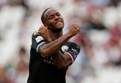 Sterling lập hat-trick, M.C đại thắng West Ham trận ra quân - Ảnh 3. Sterling lập hat-trick, M.C đại thắng West Ham trận ra quân - Ảnh 3.