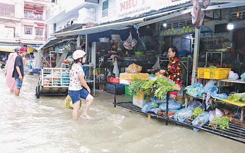 Bàng hoàng những ngày đảo ngọc Phú Quốc thành đảo ngập - Ảnh 3. Bàng hoàng những ngày đảo ngọc Phú Quốc thành đảo ngập - Ảnh 3.