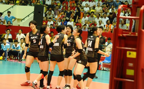 Tuyển nữ Việt Nam ngậm ngùi lỡ ngôi vô địch giải bóng chuyền VTV cup - Ảnh 9. Tuyển nữ Việt Nam ngậm ngùi lỡ ngôi vô địch giải bóng chuyền VTV cup - Ảnh 9.