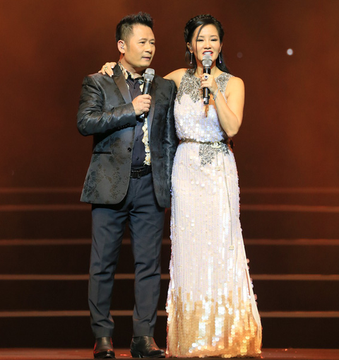 Liveshow Bằng Kiều và 3 diva ăn theo Về nhà đi con - Ảnh 2. Liveshow Bằng Kiều và 3 diva ăn theo Về nhà đi con - Ảnh 2.