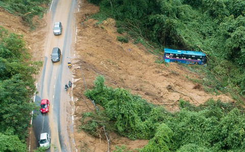 Du khách kẹt cứng ở Phú Quốc, Đà Lạt - Ảnh 1. Du khách kẹt cứng ở Phú Quốc, Đà Lạt - Ảnh 1.