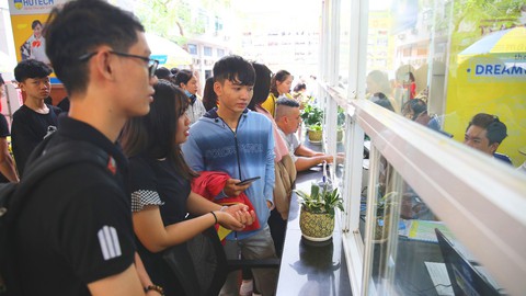 Không trúng tuyển nguyện vọng đợt 1, làm sao để học ngành yêu thích? - Ảnh 2. Không trúng tuyển nguyện vọng đợt 1, làm sao để học ngành yêu thích? - Ảnh 2.
