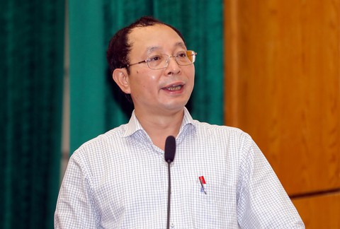 Còn bệnh nhân nằm ghép, không được dành quá nhiều giường cho dịch vụ theo yêu cầu - Ảnh 1. Còn bệnh nhân nằm ghép, không được dành quá nhiều giường cho dịch vụ theo yêu cầu - Ảnh 1.
