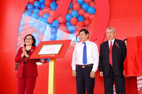Nhà máy Medino chuẩn GMP chính thức hoạt động - Ảnh 1. Nhà máy Medino chuẩn GMP chính thức hoạt động - Ảnh 1.