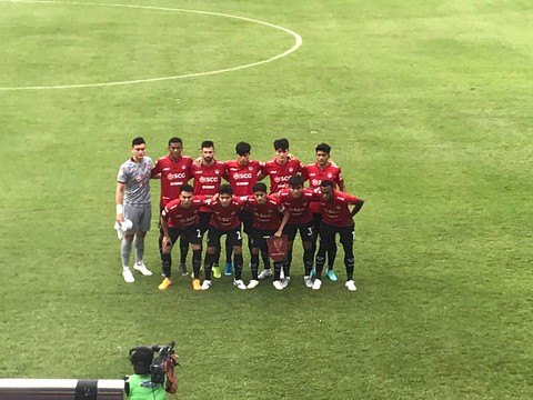 Để thủng lưới 2 bàn, Văn Lâm vẫn được chấm điểm cao nhất ở Muangthong United - Ảnh 1. Để thủng lưới 2 bàn, Văn Lâm vẫn được chấm điểm cao nhất ở Muangthong United - Ảnh 1.