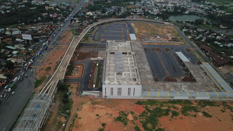 Bến xe Miền Đông mới hoàn thành nhưng không có đường kết nối - Ảnh 2. Bến xe Miền Đông mới hoàn thành nhưng không có đường kết nối - Ảnh 2.
