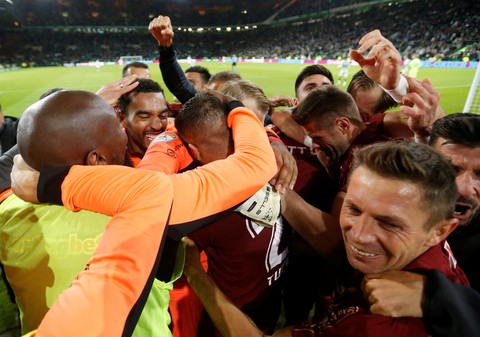 Sốc: Celtic và Porto bị loại khỏi Champions League ngay trên sân nhà - Ảnh 2. Sốc: Celtic và Porto bị loại khỏi Champions League ngay trên sân nhà - Ảnh 2.