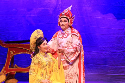 Thiếu người đi… bồi dưỡng nghiệp vụ biểu diễn cải lương - Ảnh 1. Thiếu người đi… bồi dưỡng nghiệp vụ biểu diễn cải lương - Ảnh 1.