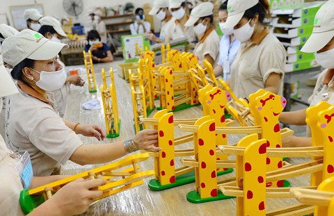 Khai tử cách ghi nhãn made in Vietnam với hàng nội địa - Ảnh 1. Khai tử cách ghi nhãn made in Vietnam với hàng nội địa - Ảnh 1.