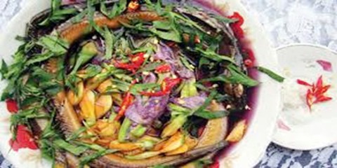 Anh thấy em nhỏ xíu anh thương - Ảnh 3. Anh thấy em nhỏ xíu anh thương - Ảnh 3.