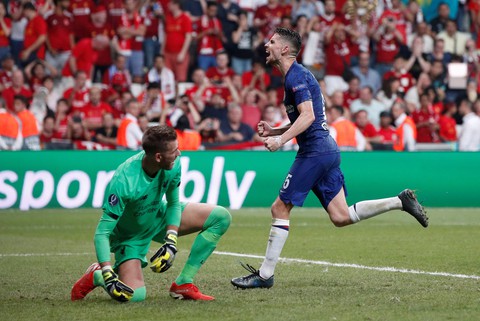Hạ Chelsea trên chấm luân lưu, Liverpool đoạt Siêu cúp châu Âu 2019 - Ảnh 5. Hạ Chelsea trên chấm luân lưu, Liverpool đoạt Siêu cúp châu Âu 2019 - Ảnh 5.