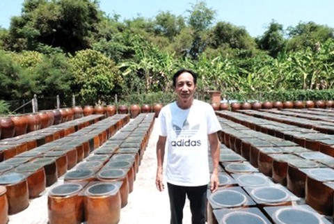 Con meo bé nhỏ của anh Sơn và nỗi ngặt nghèo truyền thống - Ảnh 1. Con meo bé nhỏ của anh Sơn và nỗi ngặt nghèo truyền thống - Ảnh 1.