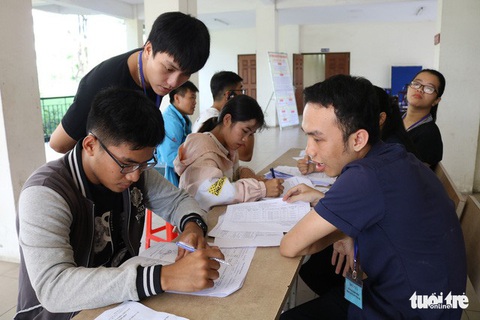 Cùng con lên Sài Gòn nhập học - Ảnh 9. Cùng con lên Sài Gòn nhập học - Ảnh 9.