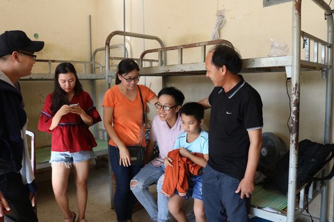 Cùng con lên Sài Gòn nhập học - Ảnh 10. Cùng con lên Sài Gòn nhập học - Ảnh 10.