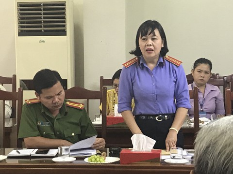 TP.HCM: khó xử lý các vụ bắt trẻ ăn xin, dâm ô trẻ - Ảnh 2. TP.HCM: khó xử lý các vụ bắt trẻ ăn xin, dâm ô trẻ - Ảnh 2.