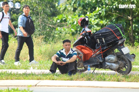 Cùng con lên Sài Gòn nhập học - Ảnh 5. Cùng con lên Sài Gòn nhập học - Ảnh 5.