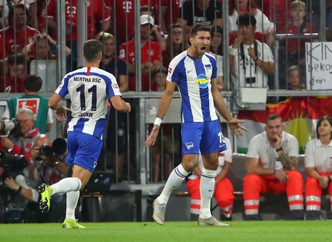 VAR và Lewandowski giúp Bayern Munich thoát thua trước Hertha Berlin - Ảnh 3. VAR và Lewandowski giúp Bayern Munich thoát thua trước Hertha Berlin - Ảnh 3.