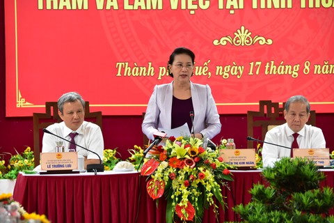 Huế phải làm tốt cuộc di dân lịch sử 4.200 hộ dân - Ảnh 1. Huế phải làm tốt cuộc di dân lịch sử 4.200 hộ dân - Ảnh 1.