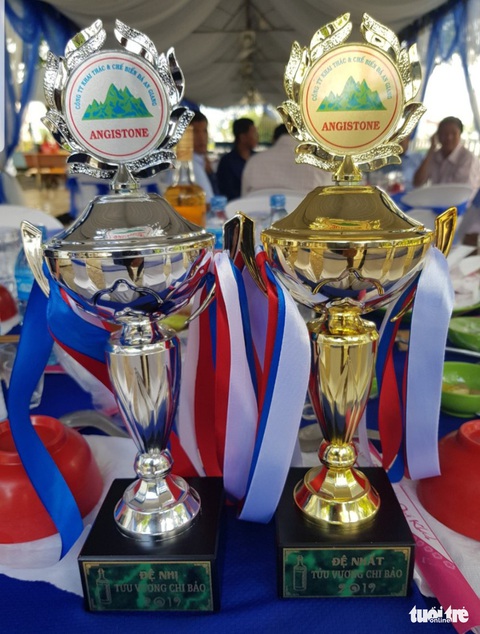 Một doanh nghiệp nhà nước tổ chức thi uống rượu giỏi bị phản ứng gay gắt - Ảnh 3. Một doanh nghiệp nhà nước tổ chức thi uống rượu giỏi bị phản ứng gay gắt - Ảnh 3.