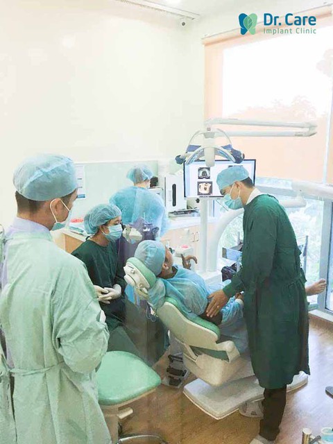 4 điều cần biết trước khi trồng răng Implant - Ảnh 3. 4 điều cần biết trước khi trồng răng Implant - Ảnh 3.
