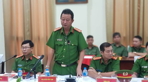 Bị truy bắt trên đường, tội phạm ma túy ném lựu đạn chống trả - Ảnh 2. Bị truy bắt trên đường, tội phạm ma túy ném lựu đạn chống trả - Ảnh 2.