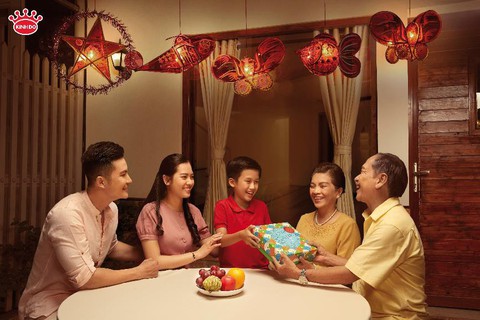 Món quà thu tinh tế gắn kết tình thâm giao - Ảnh 1. Món quà thu tinh tế gắn kết tình thâm giao - Ảnh 1.
